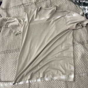 Men’s lulu lemon shirt